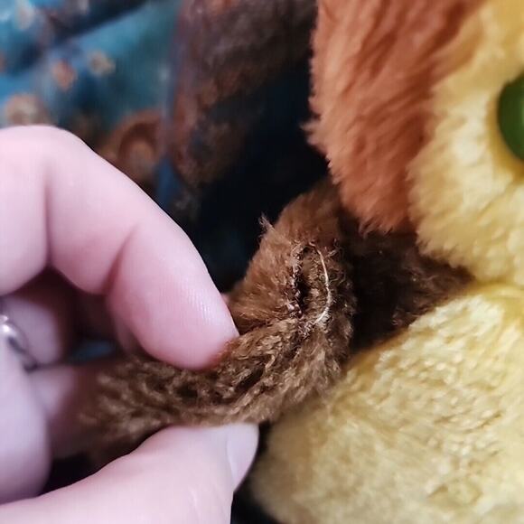 Wallace Berrie & Co 1979 Owl Plush Stuffed Animal Stuffed With Shredded Nutshell - Picture 5 of 10